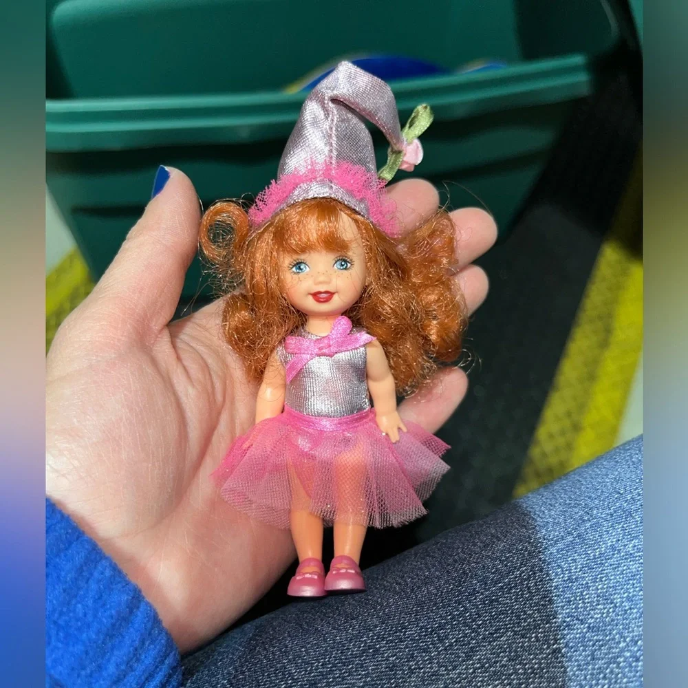 MINI BARBIE DOLL - Picture 1 of 3
